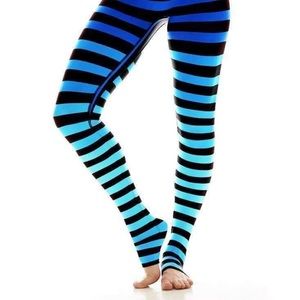 K-DEER Leggings in Alexis Stripe